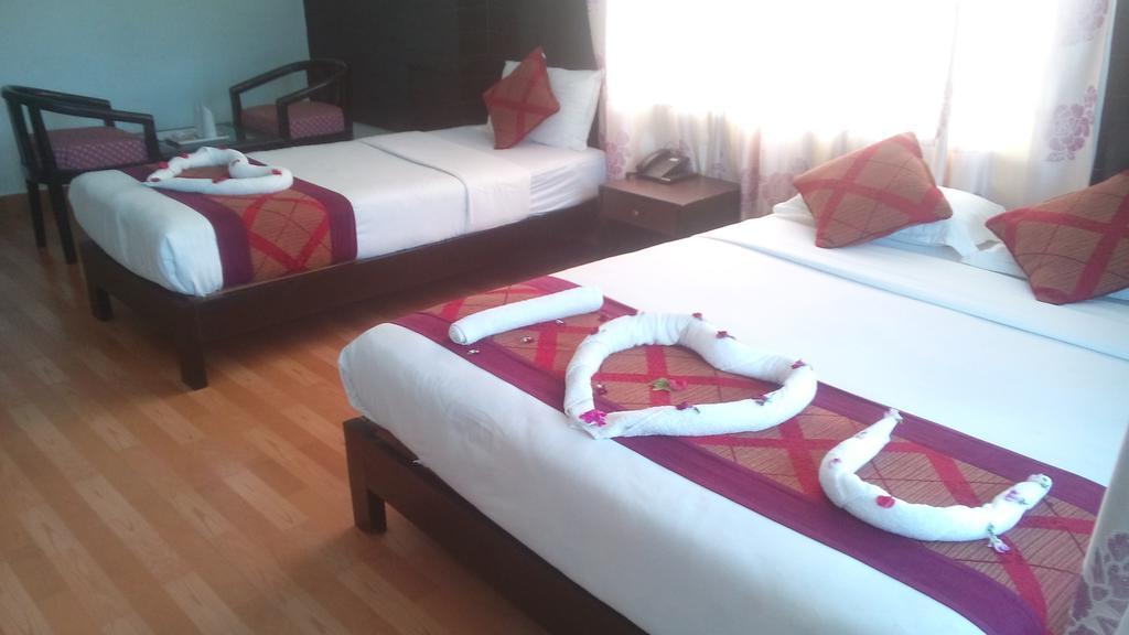 Hotel Center Lake Pokhara Luaran gambar