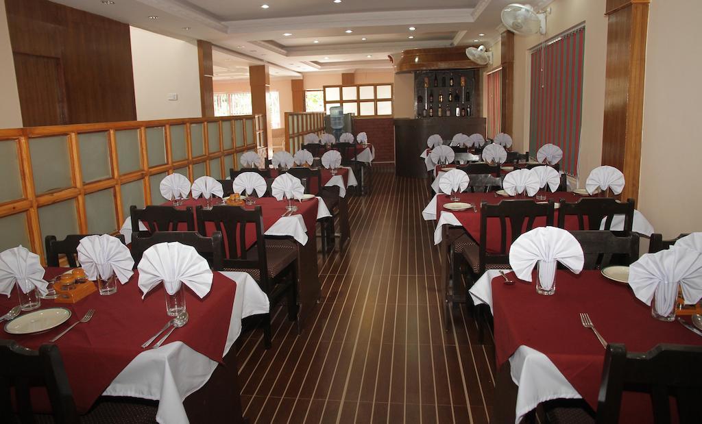 Hotel Center Lake Pokhara Luaran gambar