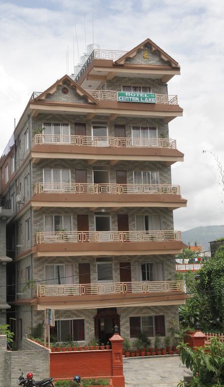 Hotel Center Lake Pokhara Luaran gambar
